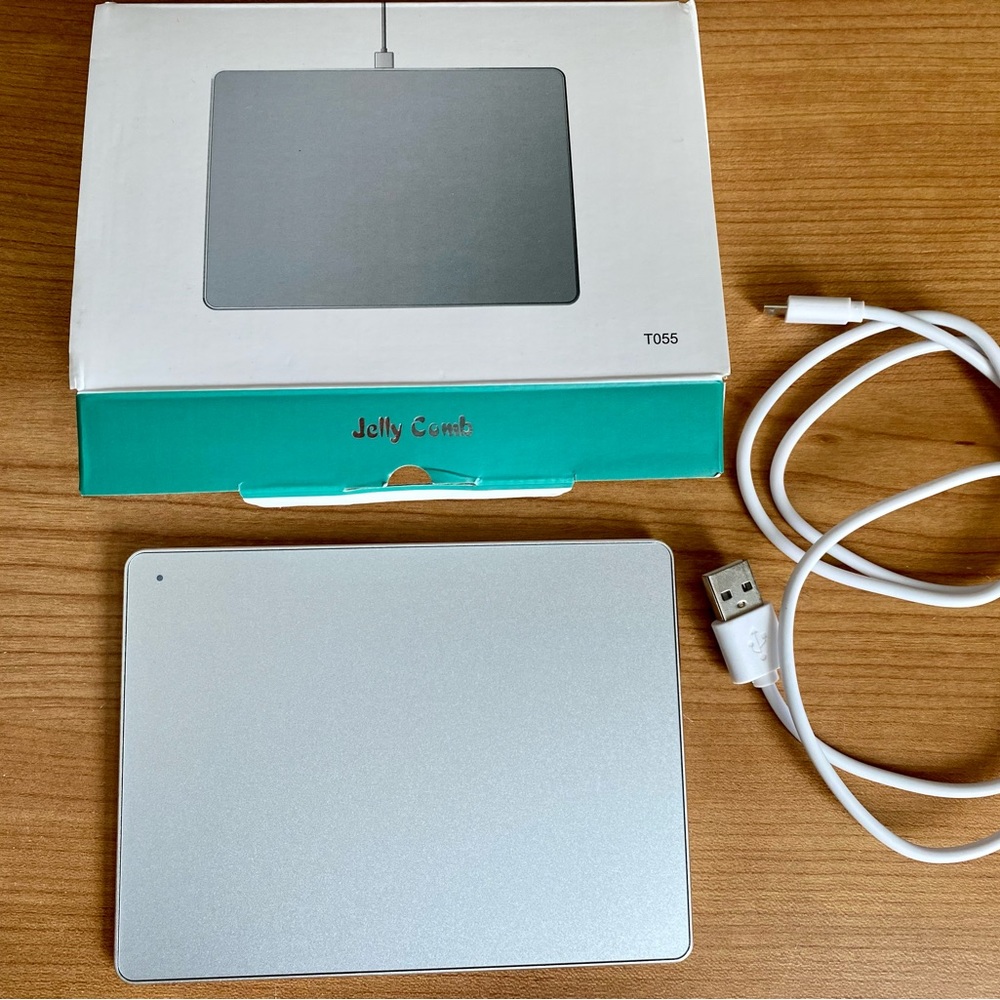 New. Open box. USB Touchpad Jelly Comb Ultra Slim, trackpad, for desktop.